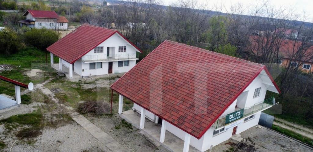 Casa P 1 cu 4 dormitoare zona Arcani