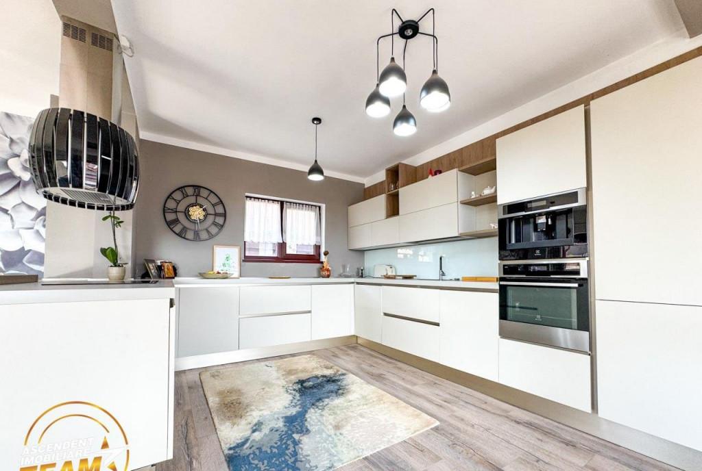 Film 3D Resedinta de exceptie eleganta spatiu confort Everg