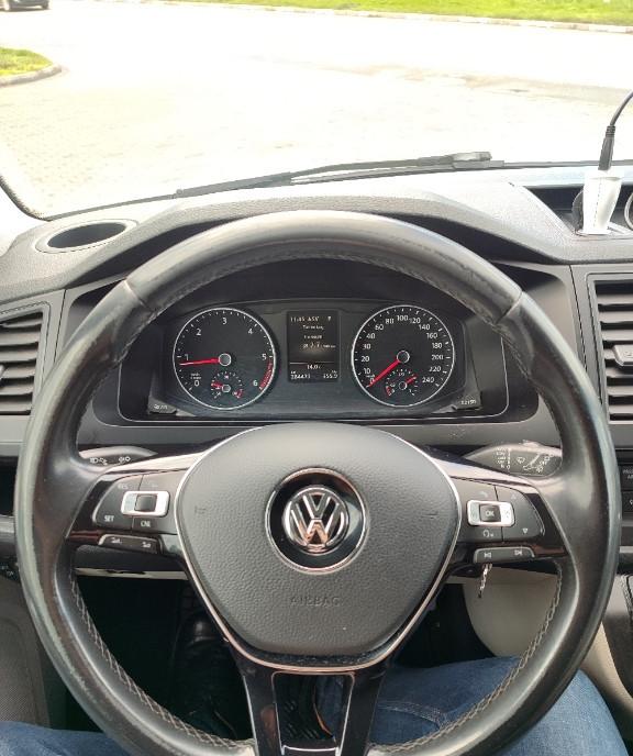 Volkswagen Caravelle 8 locuri 21 500 eur