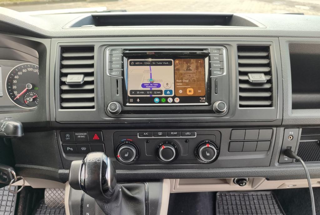 Volkswagen Caravelle 8 locuri 21 500 eur