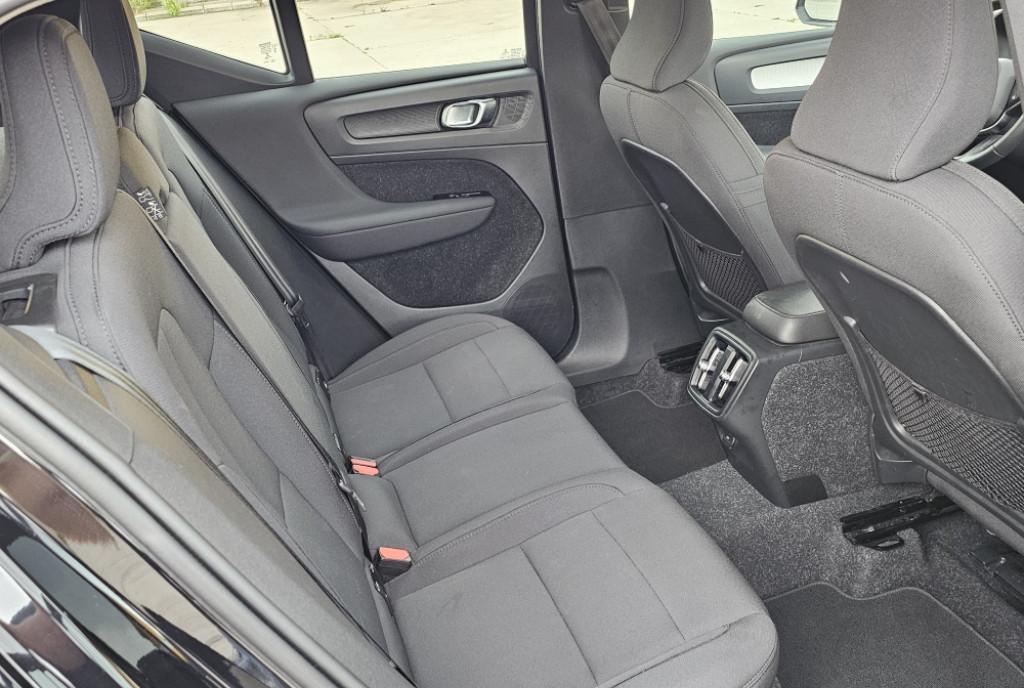 volvo xc 40 2021 18 490 eur