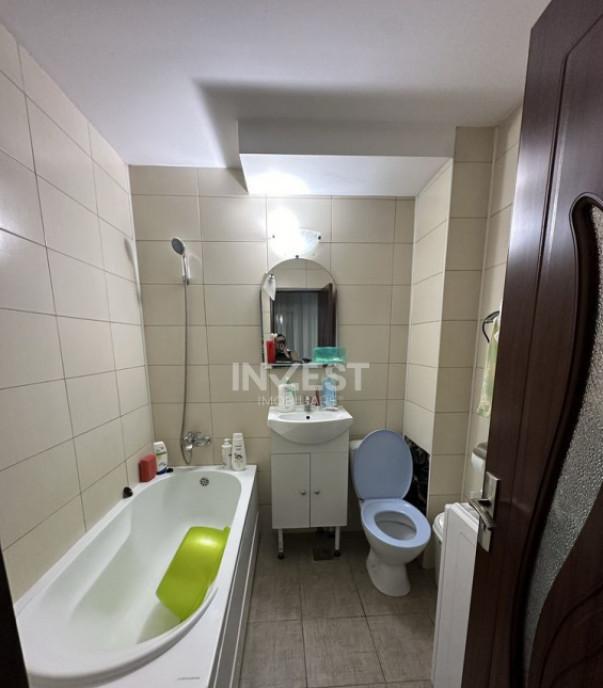 Apartament 2 camere decomandat Etaj 1 Targu Cucu