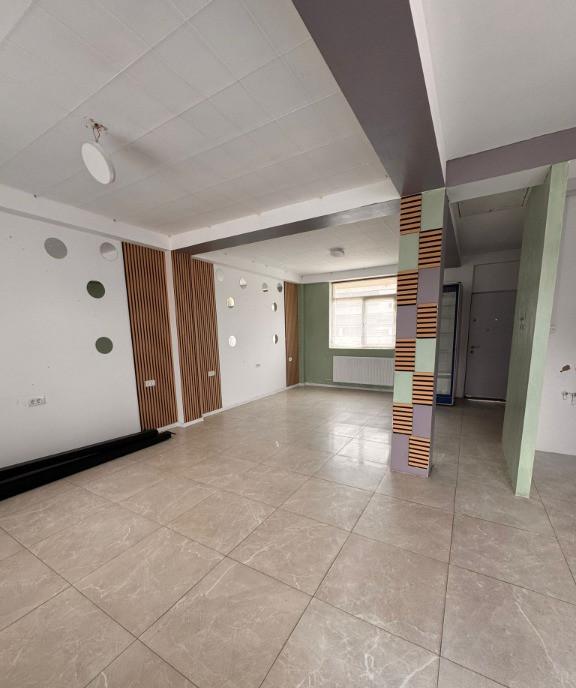 Casa / Spatiu comercial 60 mp pod Teren 180 mp