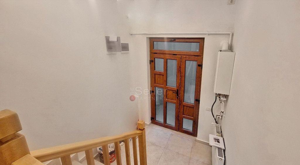 Curte Generoasa Pretabil After School