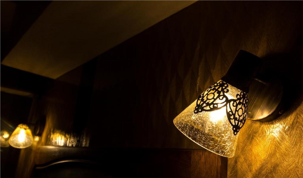 Film Constructie rustica tip Casa Verde cu parau si panora