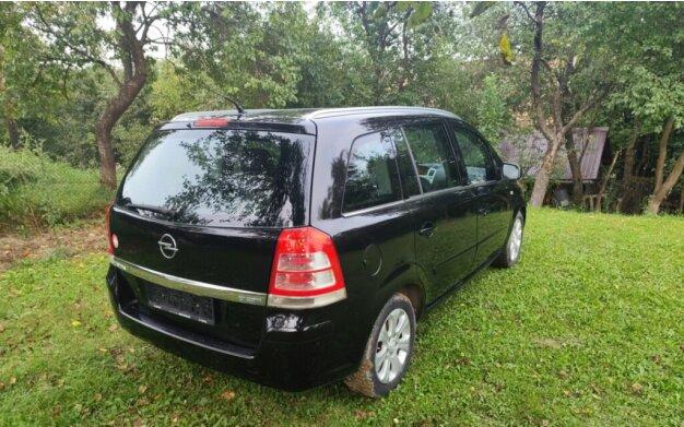 Opel Zafira 2010