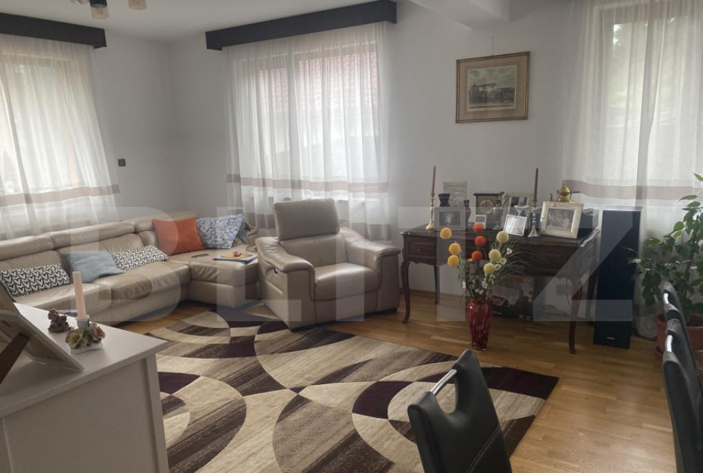 Casa de vanzare in Voronet 250 mp