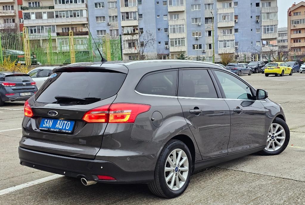 Ford Focus 2015 2 0 TDCi 150 CP euro 6 automata / RATE fara avans 5 990 eur