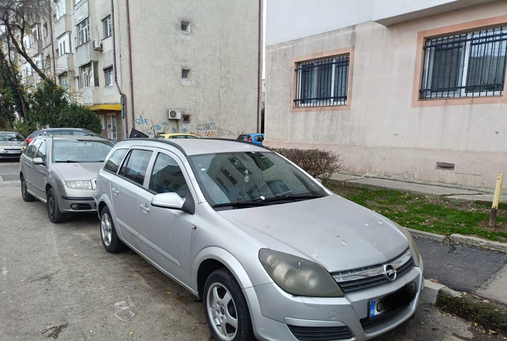 Opel astra H 1 450 eur