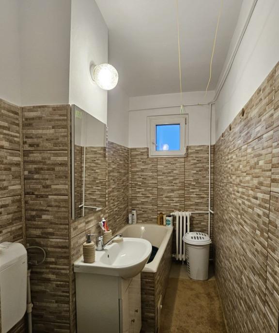 Ap 2 cam Gavana Nord mobilat si utilat 68800 euro