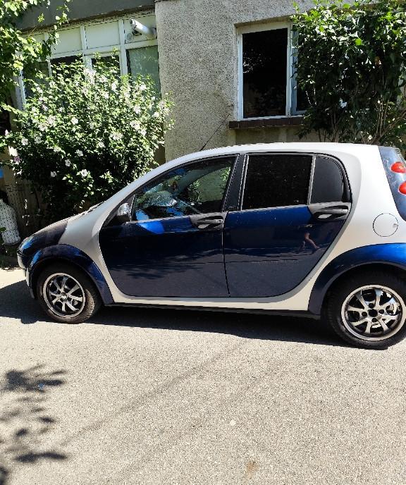 Smart fourfour 2006 1 700 eur