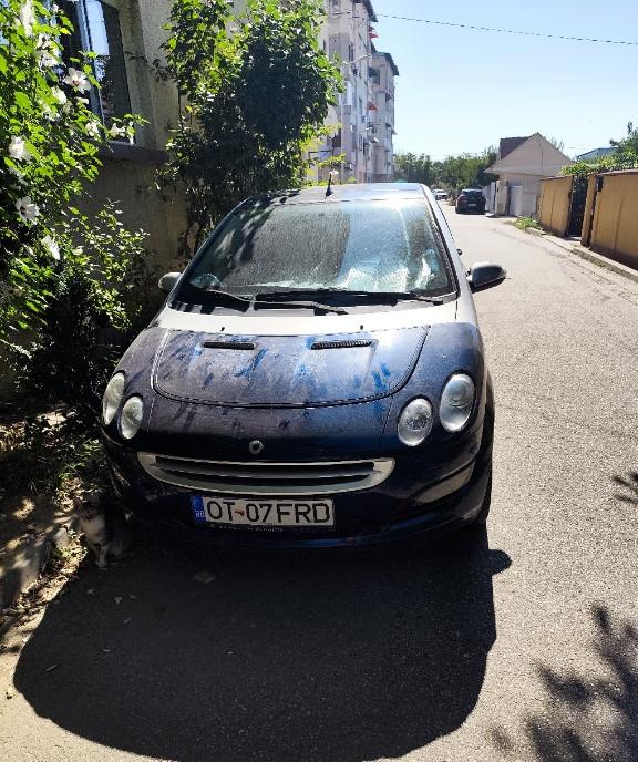 Smart fourfour 2006 1 700 eur