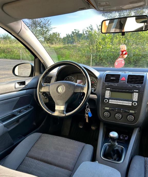 Golf 5 1 4 tourV 2 699 eur