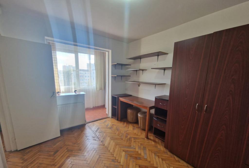 Apartament 2 camere 40 mp zona Decebal