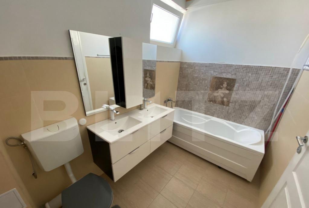 Apartament 3 camere 75 mp parcare zona Tineretului