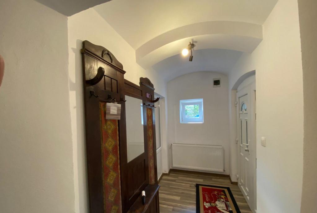 Apartament 2 camere zona Sub Arini Sibiu