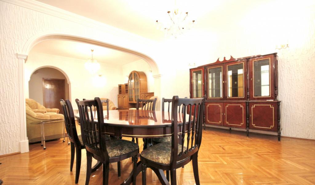 Televiziune zambaccian apartament 4 camere in vila 134 mp