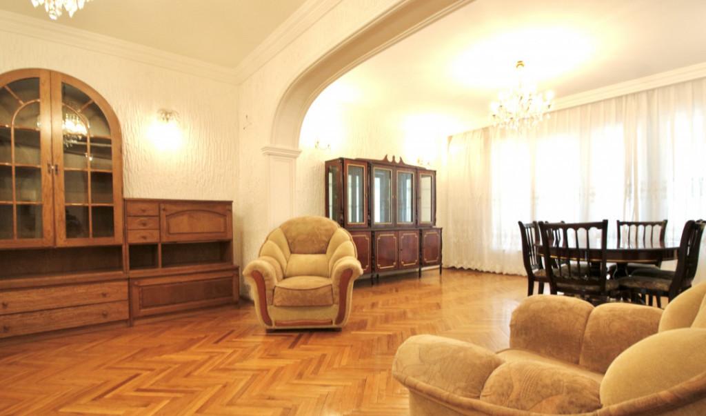 Dorobanti zambaccian 4 camere in vila 34 mp 0 comision