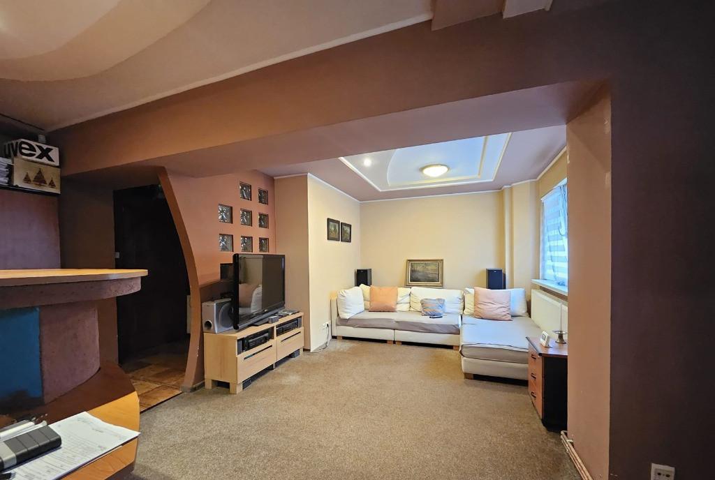 Garsoniera parter Craiovei 280 euro