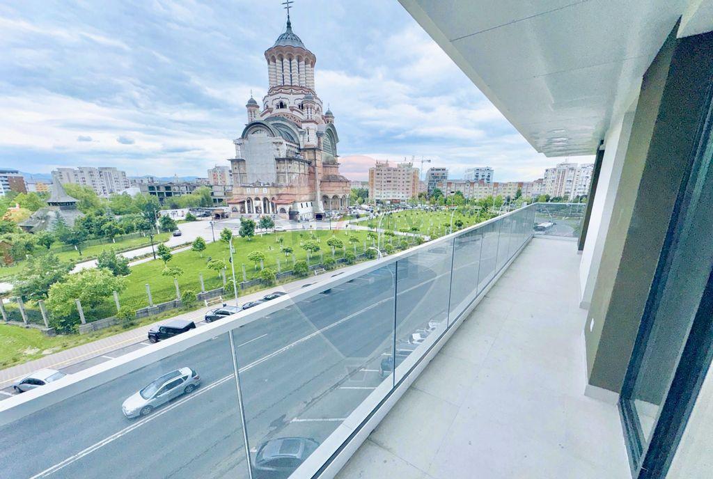 Ultracentral apartament de lux 3 camere de inchiriat