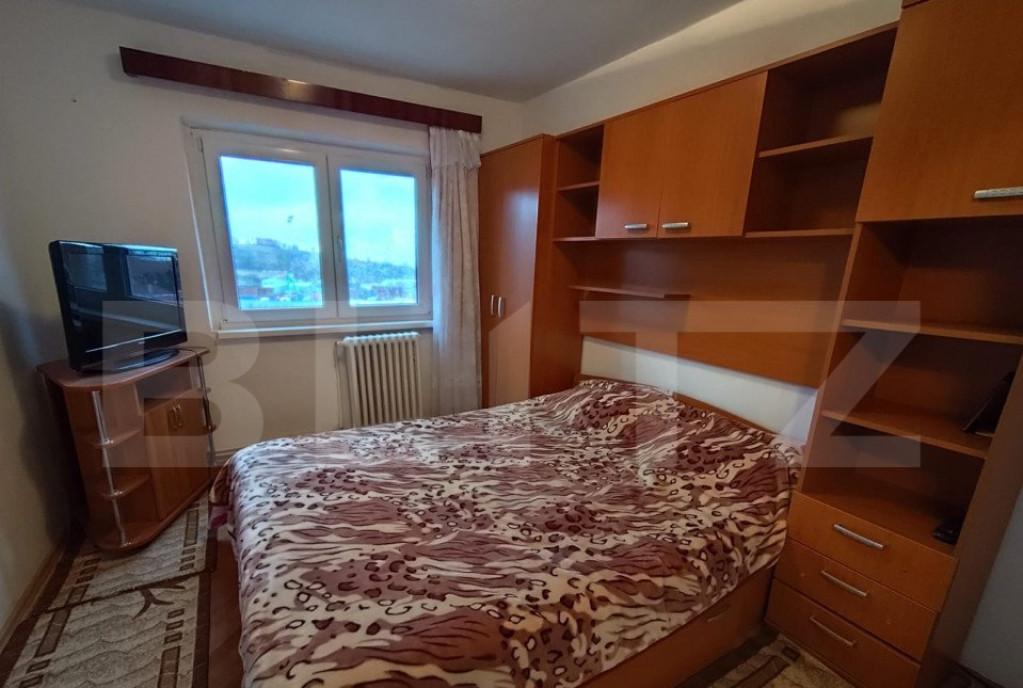 Apartament 3 camere 65mp zona Cugir