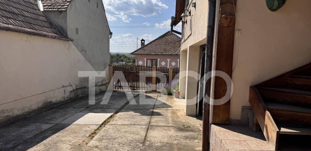 Doua case de tip duplex de vanzare in Sibiu