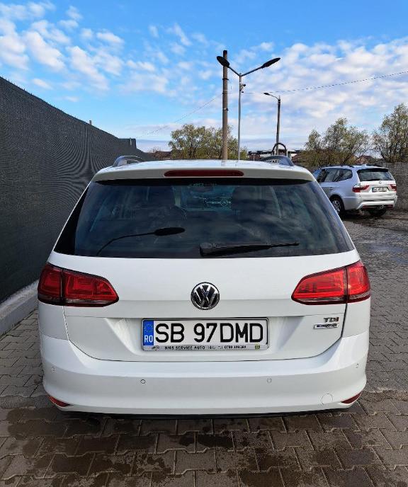 Volkswagen Golf 1 6 TDI DSG 13 700 eur