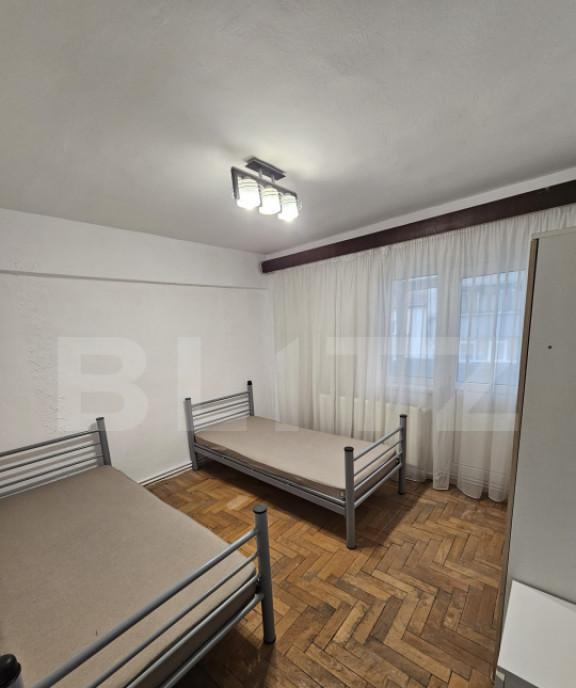 Apartament 4 camere 85 mp zona Centrala