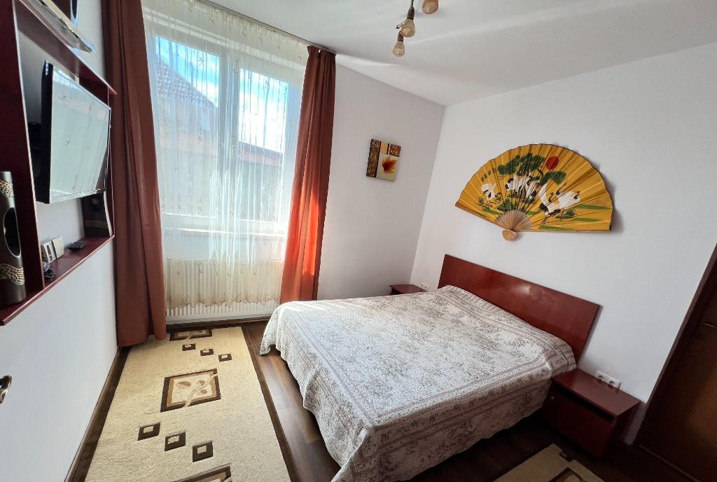 Vand garsoniera 1 camera renovata bucatarie baie et 3 zona Lazaret