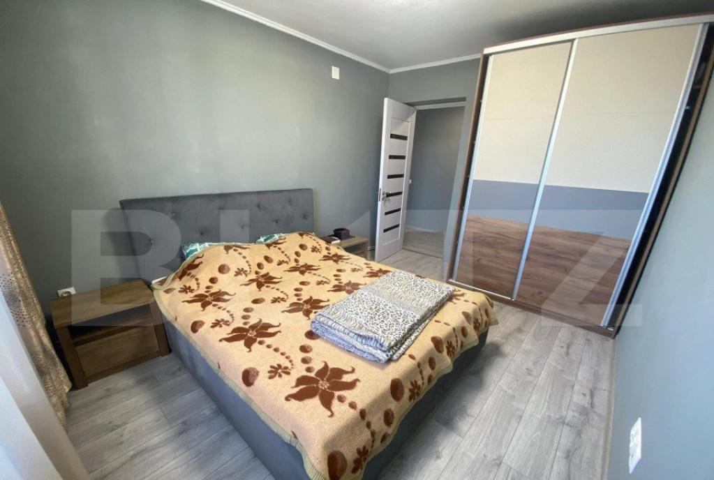 Apartament cu 3 camere pod si parcare