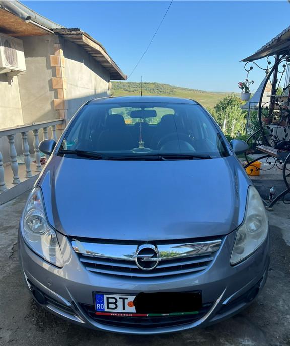 Opel corsa D benzina 1 100 lei