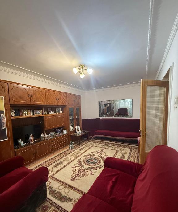 Titan Nicolae Grigorescu Piata Plutonier Petre Ionescu apartament 2cam