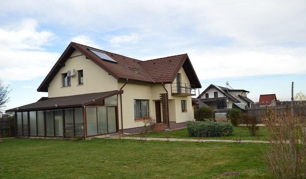 Glambocu Bascov Casa constructie 2008 teren 1066 mp