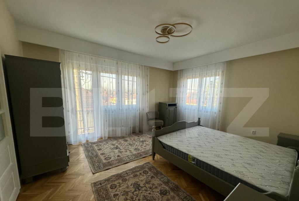 Apartament 4 camere 120 mp zona Titulescu