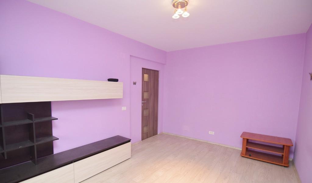 Apartament 2 Camere Militari Str Rezervelor Loc Parcare Inclus