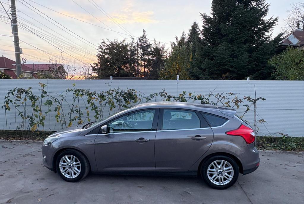 Ford Focus Titanium 2012 1 0 EcoBoost 102cp 4 250 eur