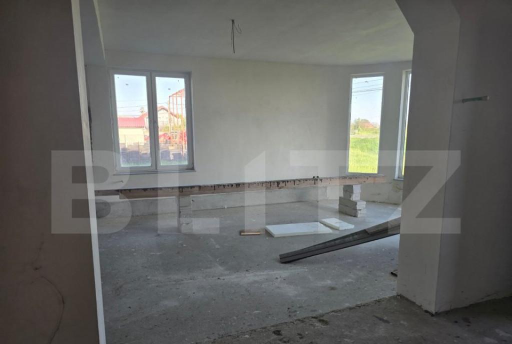 Casa de vanzare cu 8 camere 3 camere beci 360mp zona rar