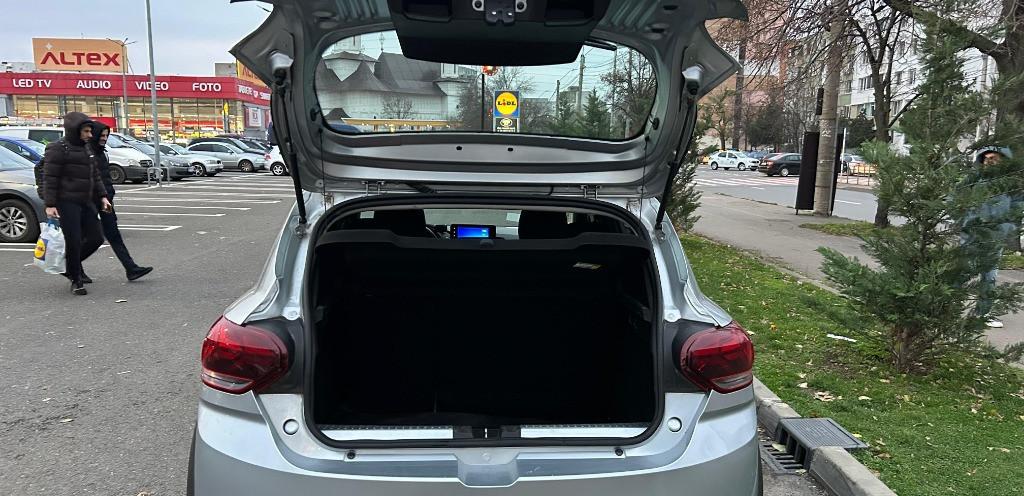 DACIA SANDERO 1 0 TCe 90CP CVT iulie 2022 49555 km Garantie - 11 900 euro 11 900 eur