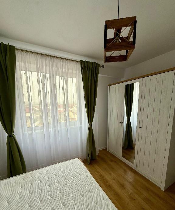 Apartament 2 camere de inchiriat zona Arex