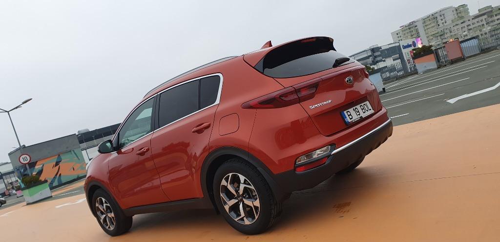KIA SPORTAGE 49000 Km Automata Hybrid Unic Proprietar Garantie 3 Ani 19 500 eur