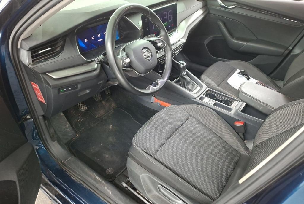 Octavia4/ an 2023/ceasuri digitale full led/garantie 12 luni 12 900 eur