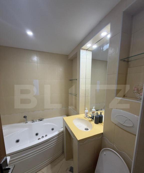 Apartament 4 camere nemobilate Zona Iulius Mall