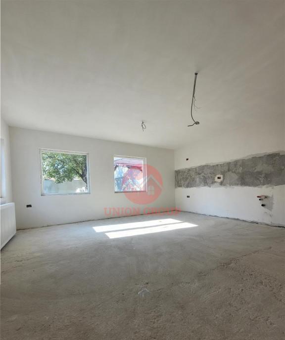 Oferta Unica Casa La Alb si Teren de 300 mp proprietate