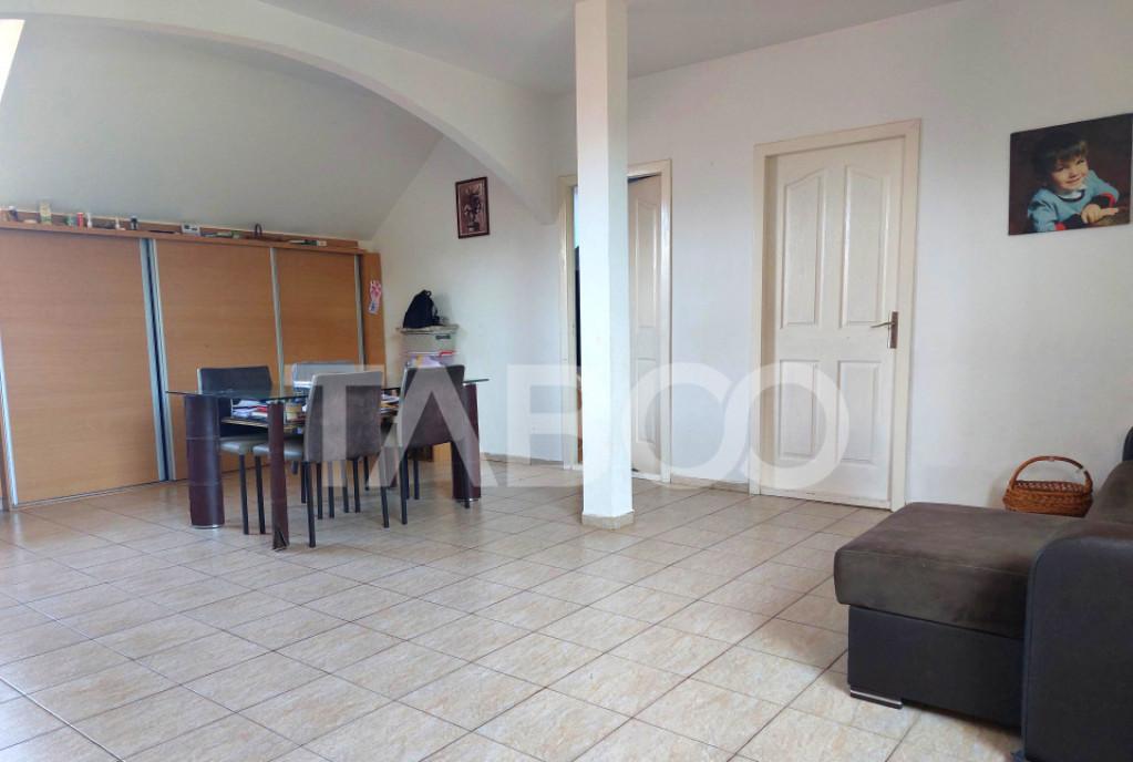 Apartament etaj intermediar la cheie premium balcon parcare