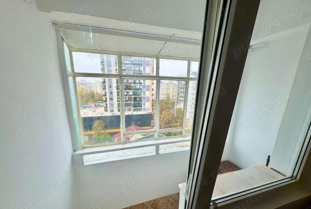 Dristor laborator etaj 10