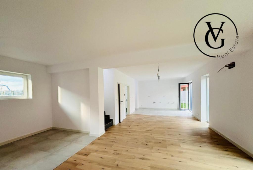 Apartament tip duplex de 4 camere cu gradina Zona Pipera