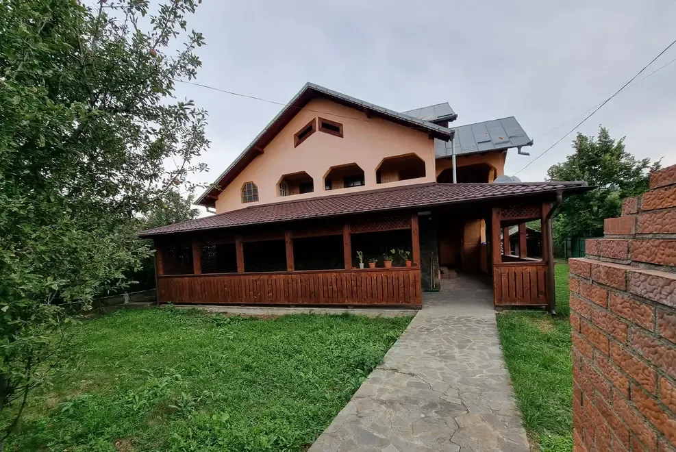 Casa de vanzare Chiojdu judetul Buzau