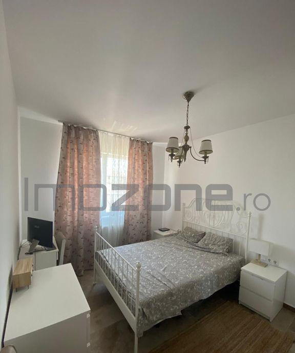 Apartament 3 camere langa Policlinica zona de case loc