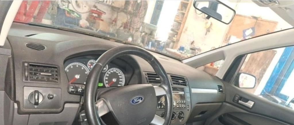 Ford Focus C Max 1 6 benzina 1 450 eur