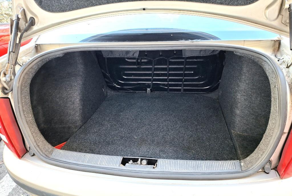 Skoda Fabia 1 2 bull - 111 000 km reali bull 10 000 roni 10 000 lei